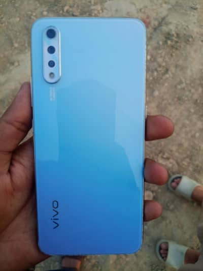 Vivo S1