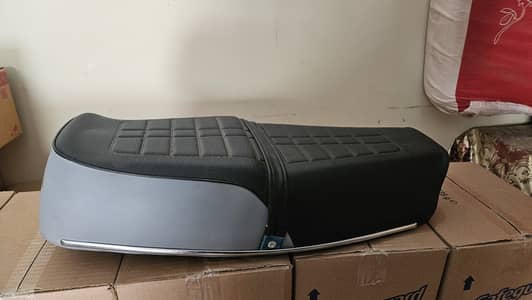 Honda CG 125 downmodel seat perfect seat for gracefull look