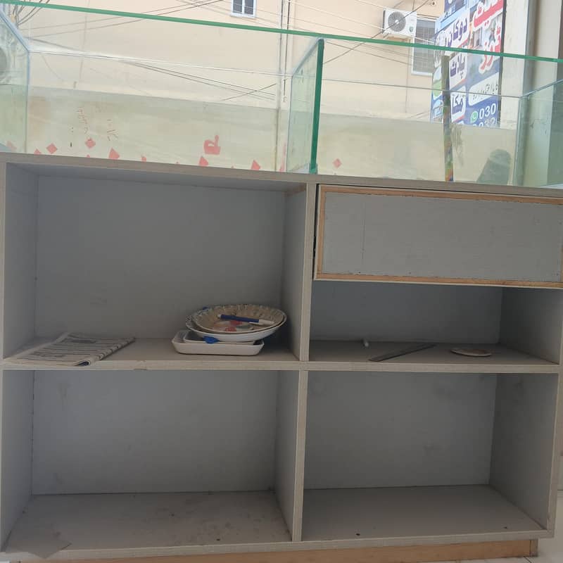 wardrobe and counters 3