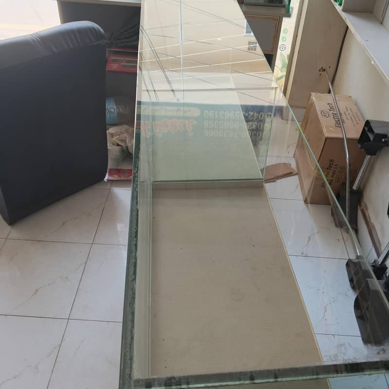 wardrobe and counters 4