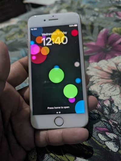 Apple iPhone 8