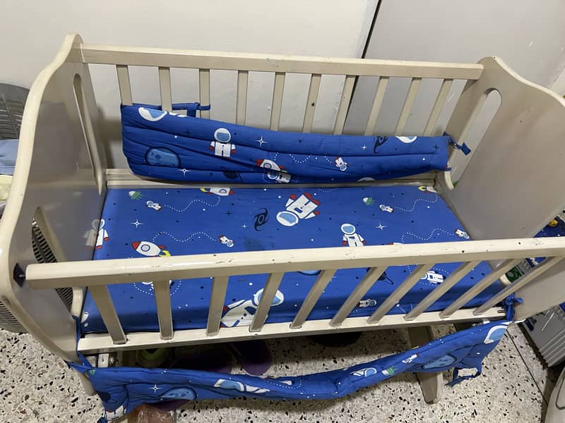 Baby’s bed 0