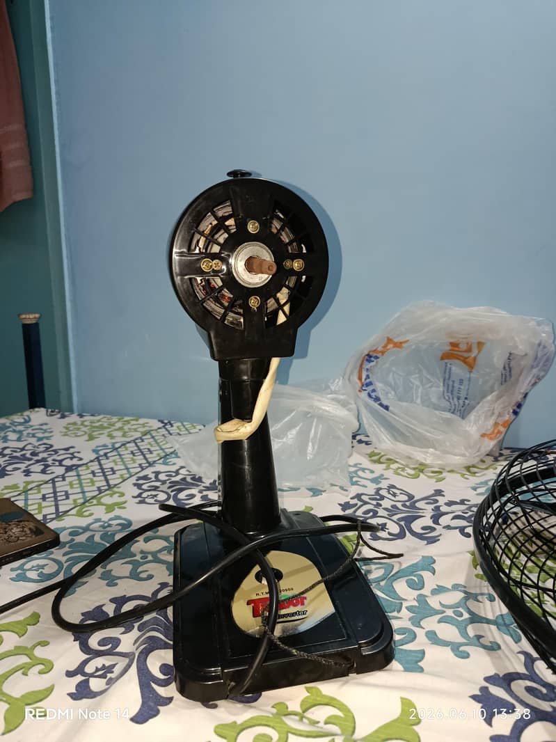 Table fan 4