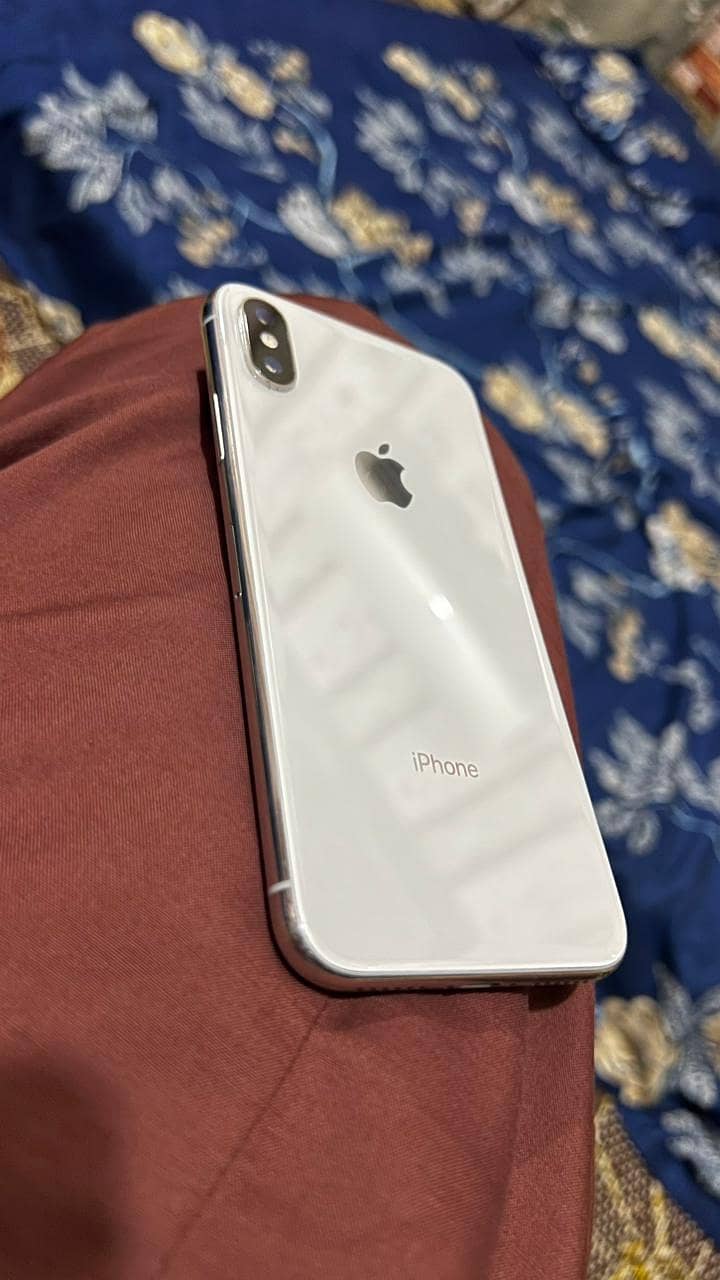 Apple iPhone X 0