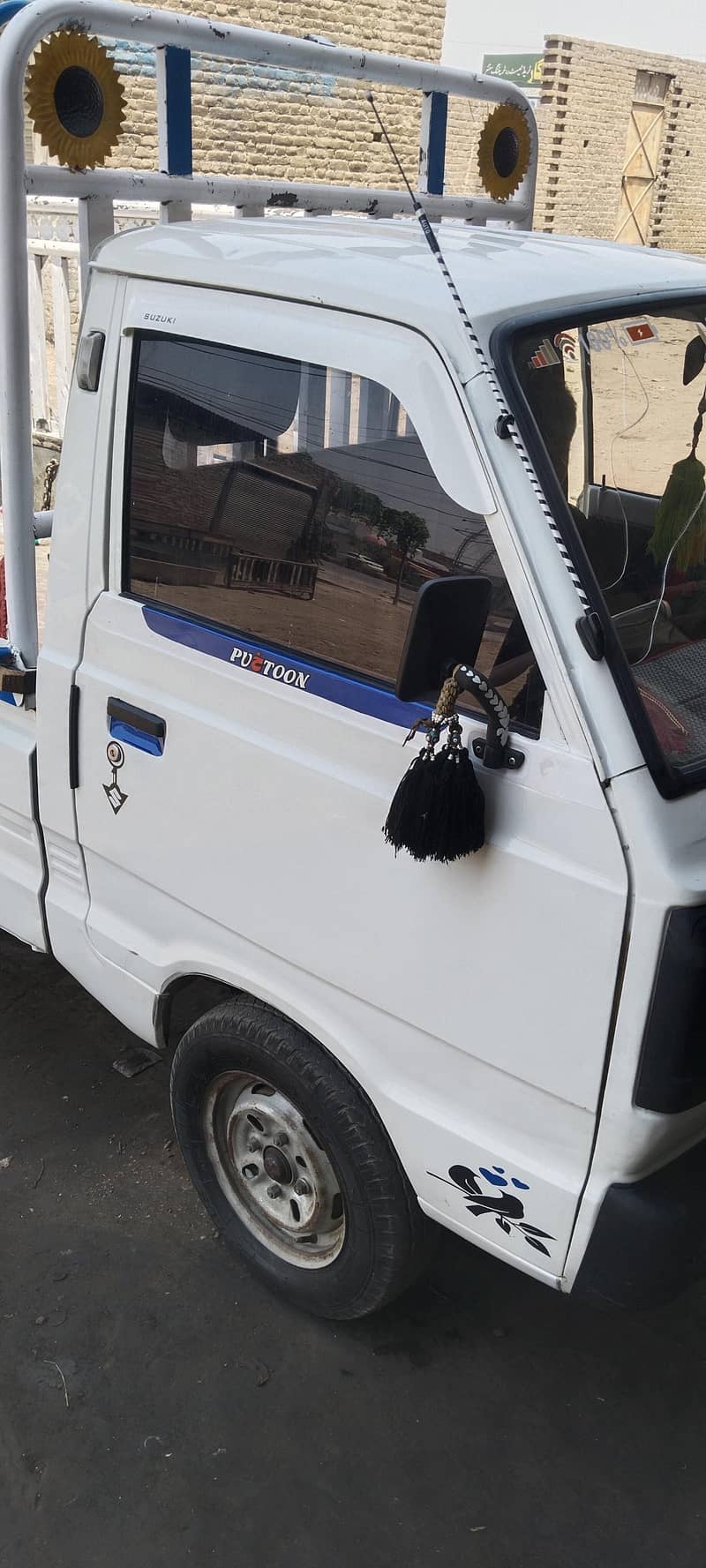 2011 model good condition 1