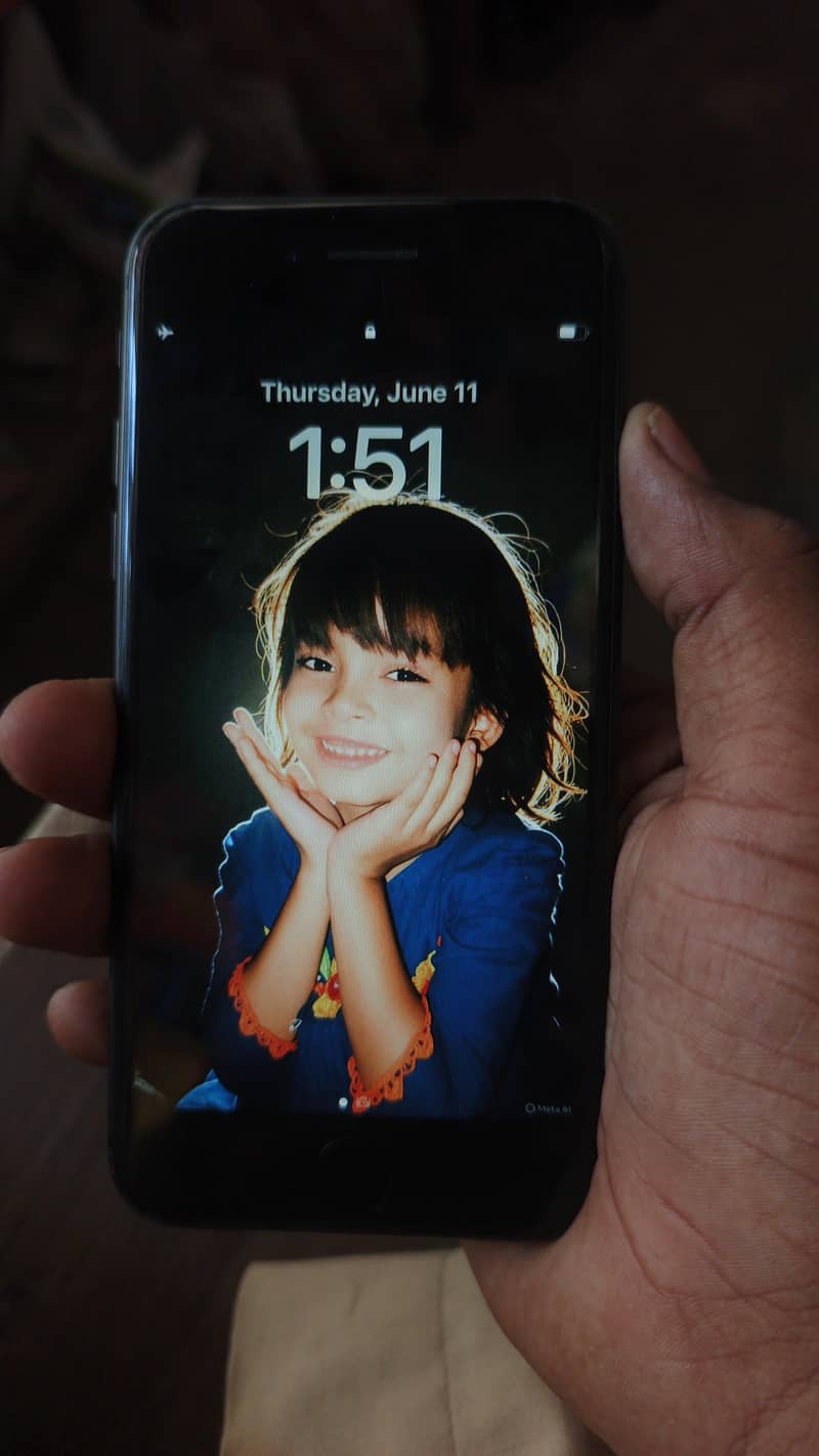 Apple iPhone 8 1