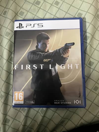 First Light 007 James Bond