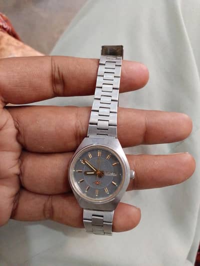*Citizen Japan Automatic 4-363222 - Working - Day Date Watch*