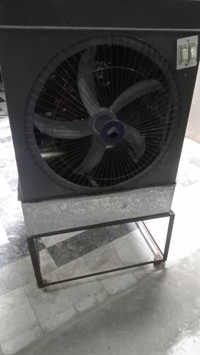 Air coler fresh condion Neat and clean