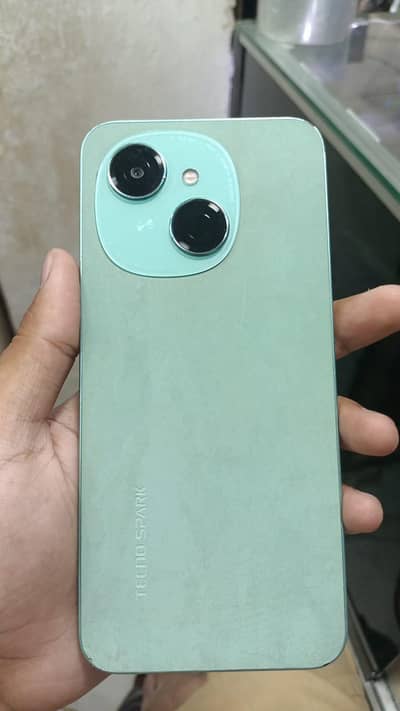 Tecno Spark Go 1