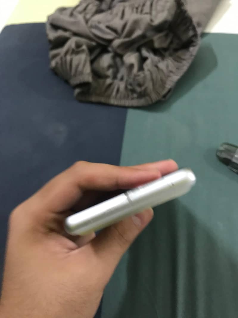 Google Pixel 7 3
