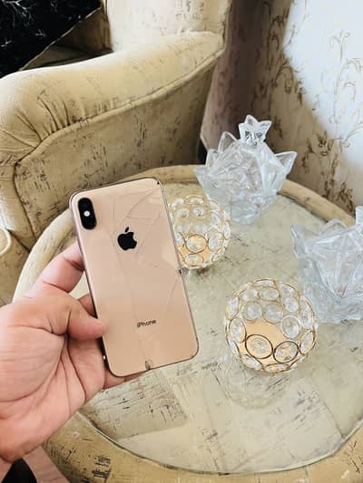 Apple iPhone XS pta approved urgent sale