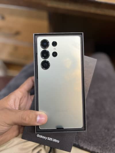 Samsung S25 Ultra 12/256Gb Officially Pta approved
