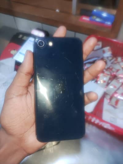 Apple iPhone SE 3