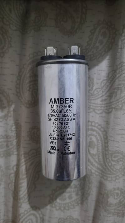 Amber Capacitor 35 uf
