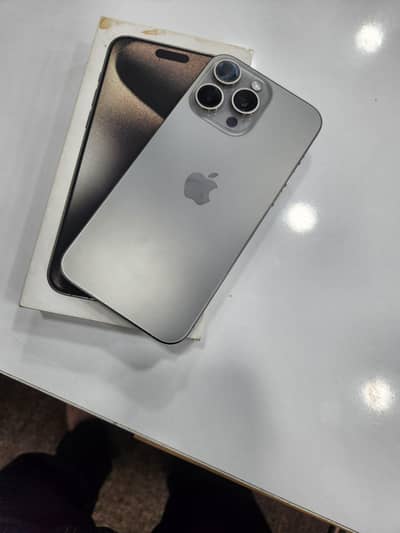 Apple iPhone 15 Pro Max 256gb jv with box