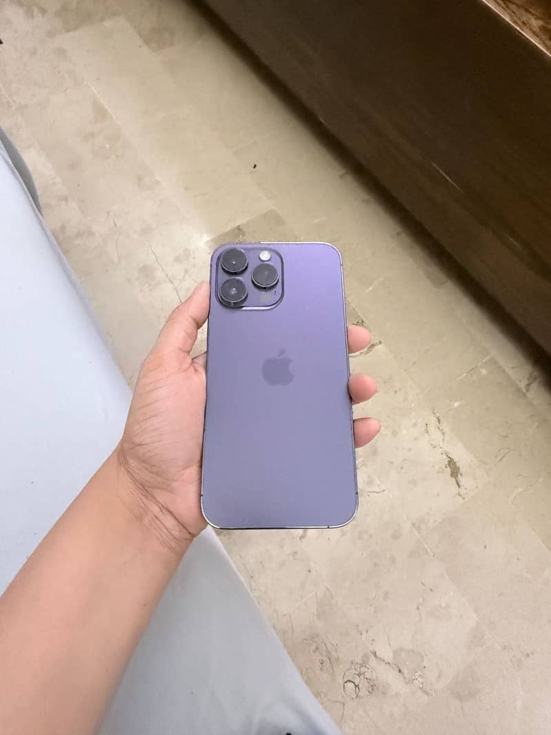 iPhone 14 Pro Max 4