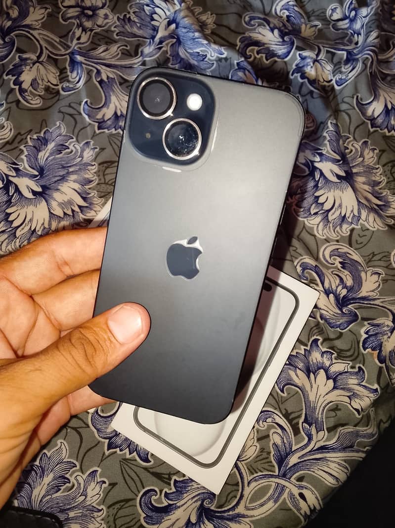 Apple iPhone 15 5