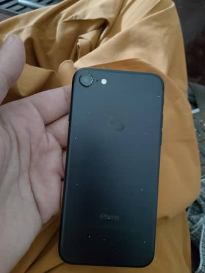 Apple iPhone 7