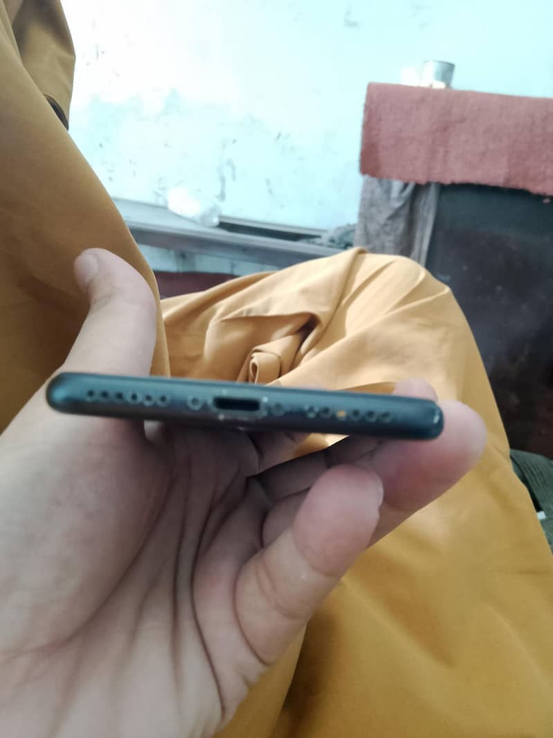 Apple iPhone 7 2