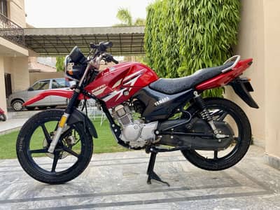 Yamaha YBR G 2018 Japanese model in 9/10 condition