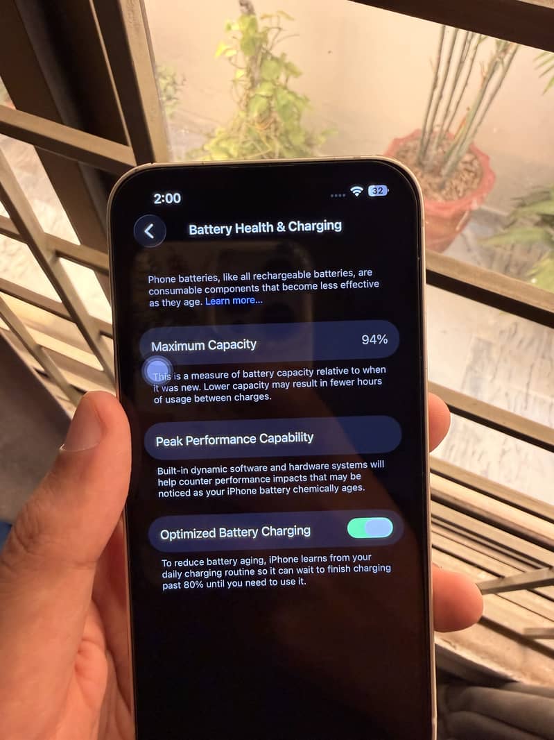 Apple iPhone 13 5