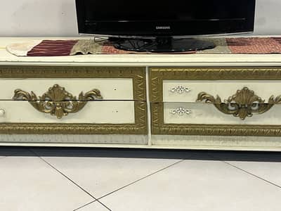 Maharaj brand bed available