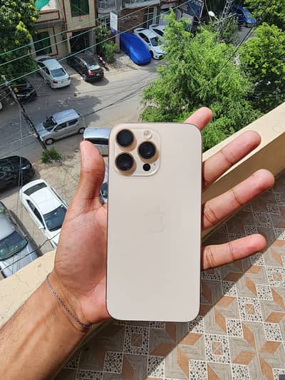Apple iPhone 16 Pro Max JV