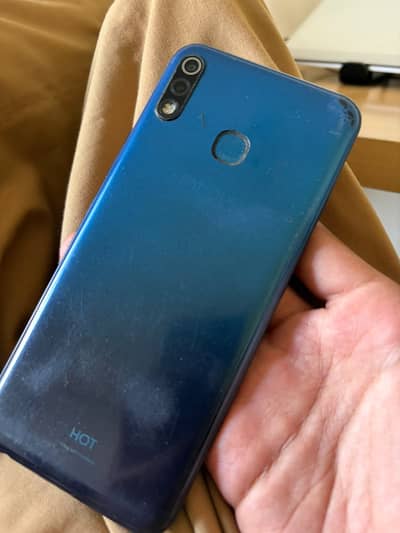 Infinix Hot 8 Lite