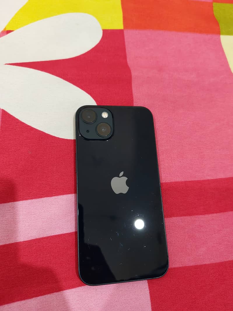 Apple iPhone 13 0