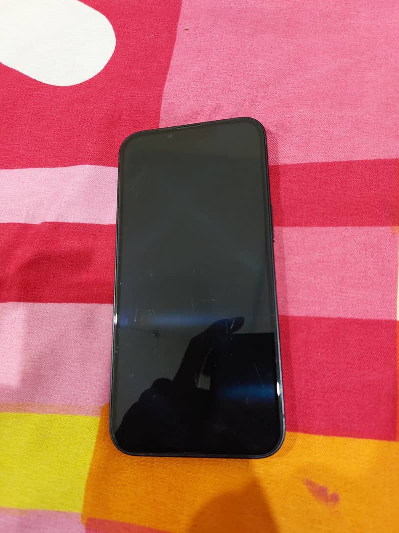 Apple iPhone 13 7