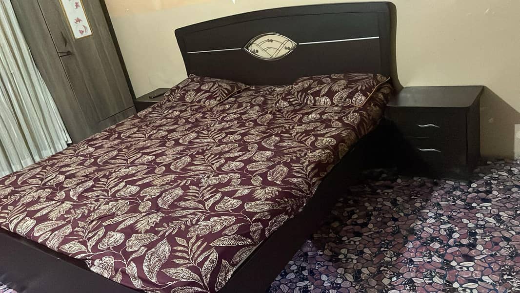 Double Bed Set Available 0