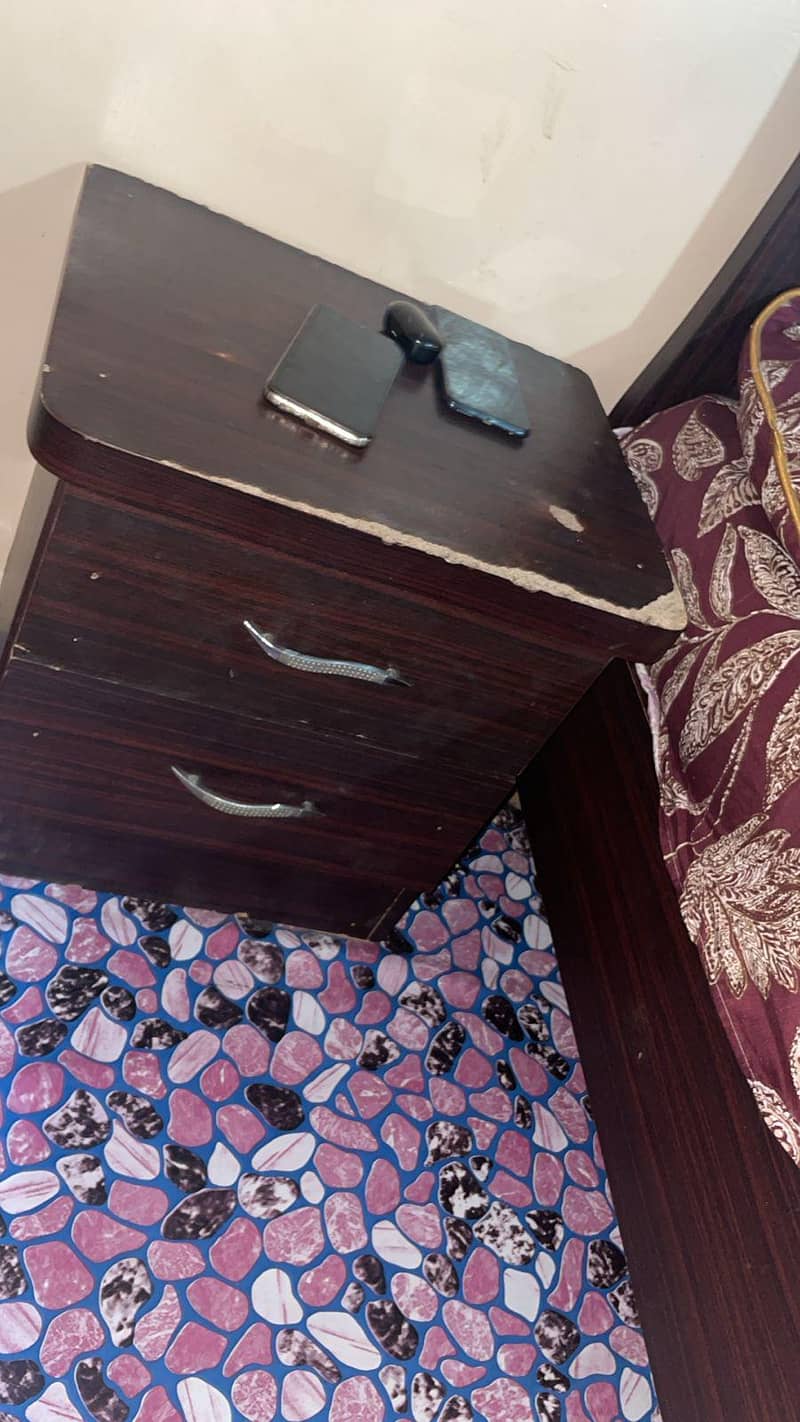 Double Bed Set Available 5