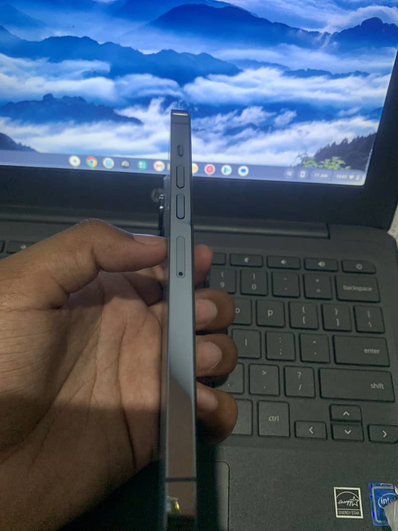 Apple iPhone 13 Pro Max 5