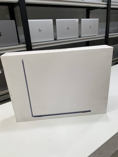 MacBook Air M5 Chip 16GB 512GB 13 inch
