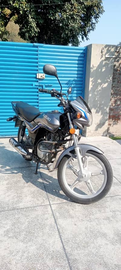 Suzuki Bike 2.70 lac
