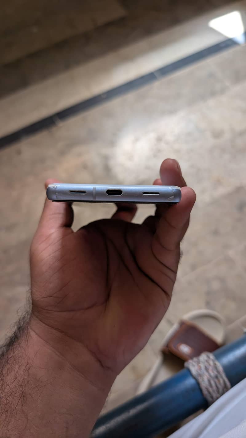 Google Pixel 7a 3