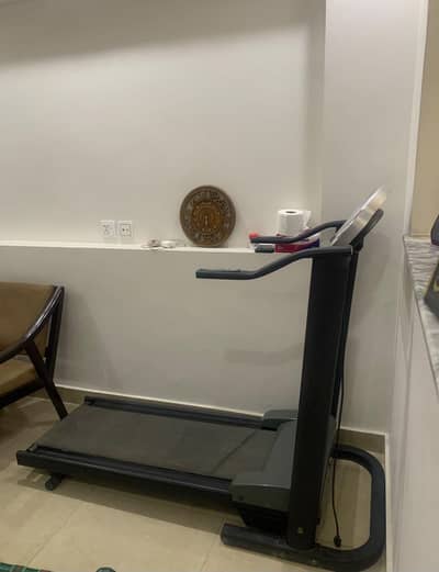ELECTRIC TREADMILL O327.74. 97.149