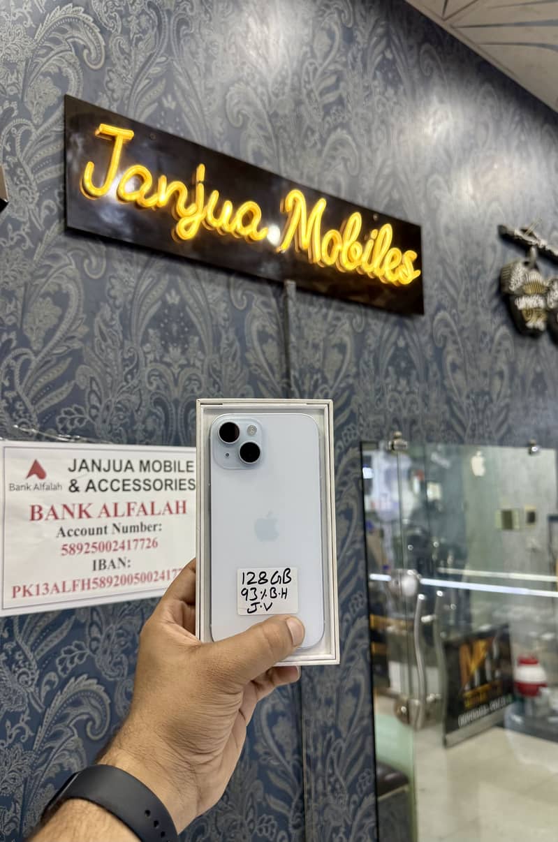 iPhone 15 0