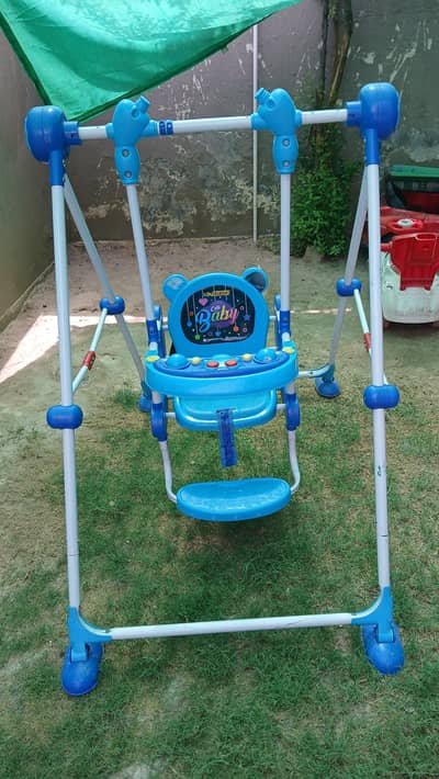 Kids swing almost new