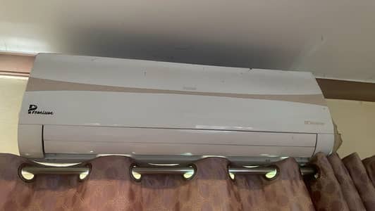 Haier 1.5 ton slightly used AC for sale like brand new