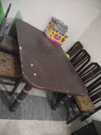 wooden Dinning table with wooden 6 chairs