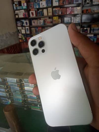 Apple iPhone 12 Pro iCloud lock 256  GB