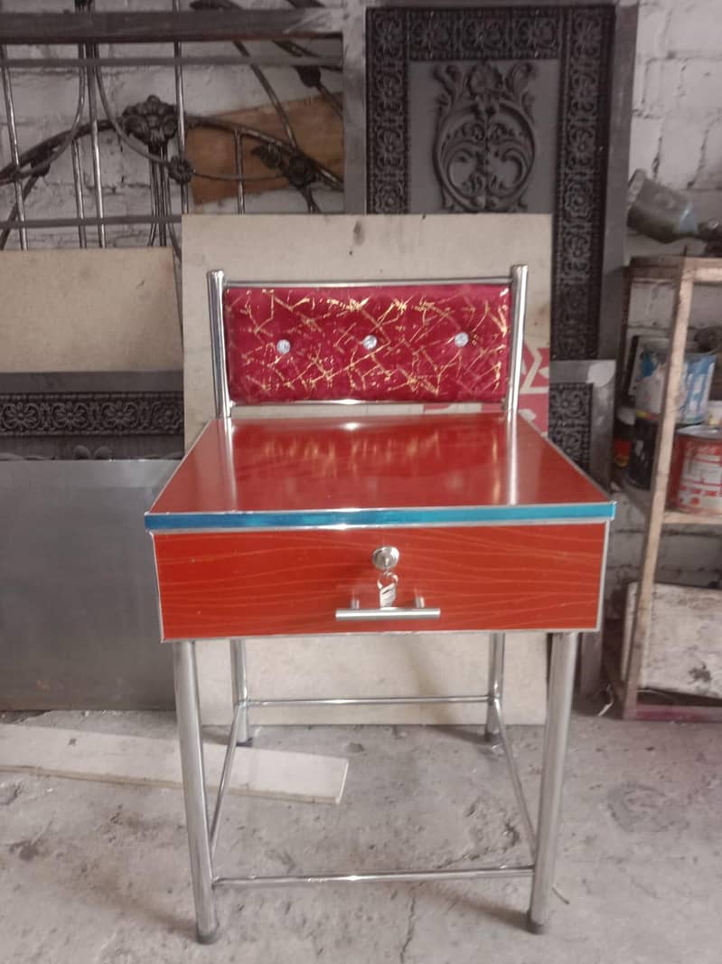 side tebls dressing tebls 3