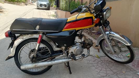 Honda 70 bike 2011 sale 0370/5245150
