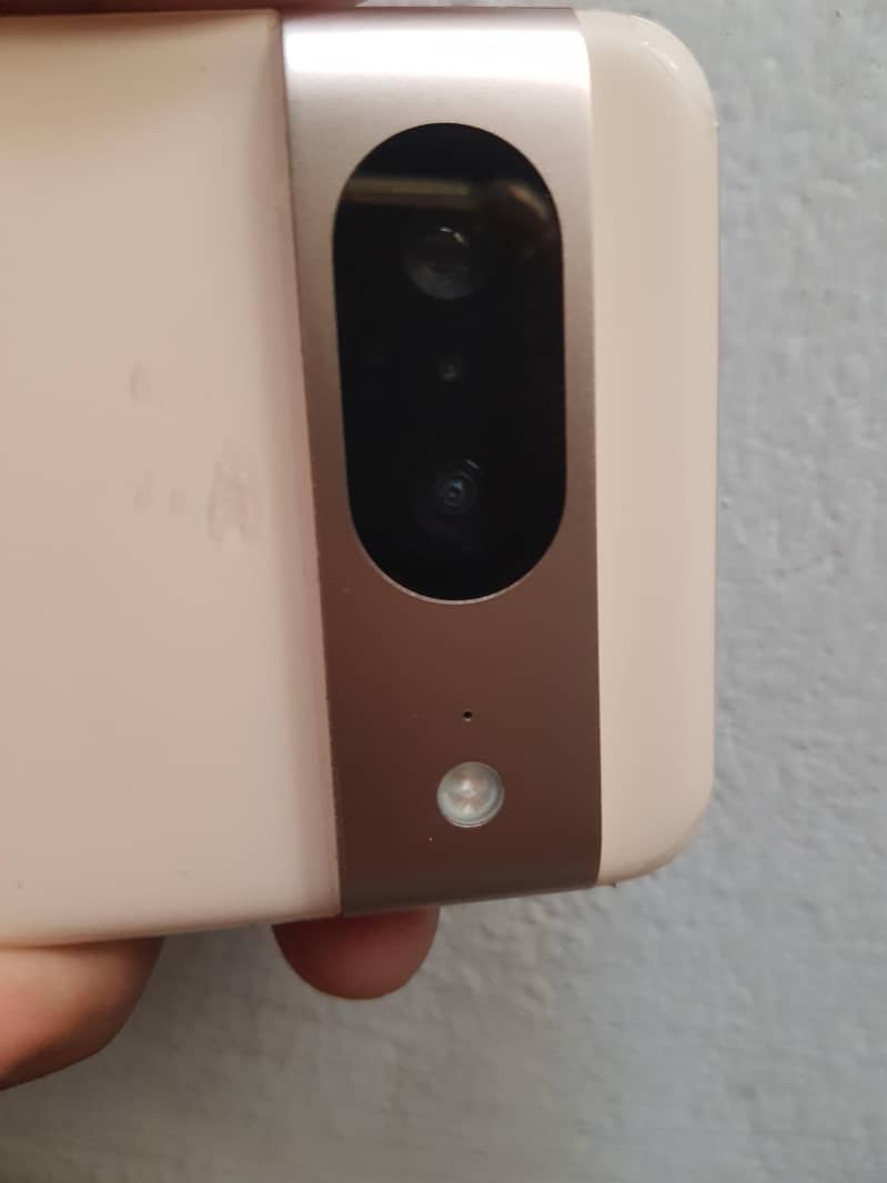Google Pixel 8 6
