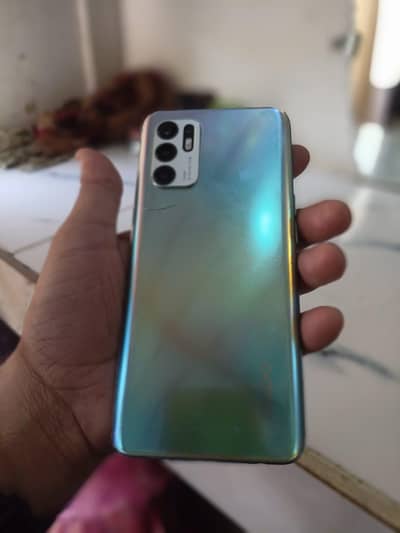 OPPO Reno6