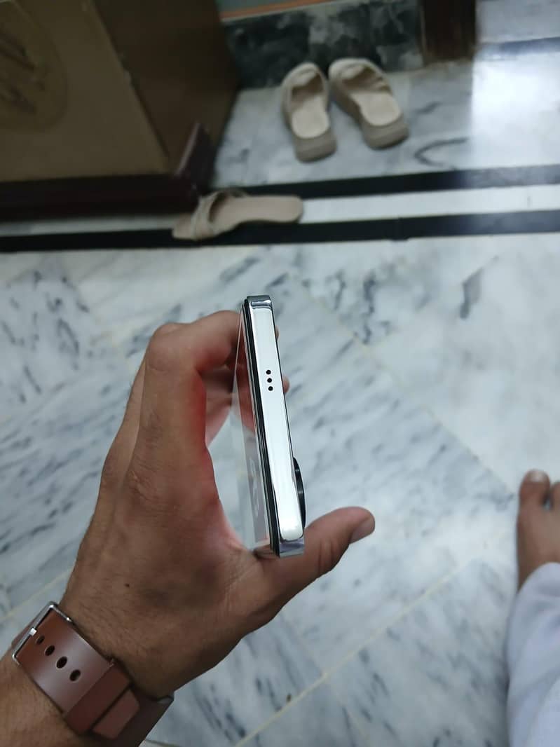 Tecno CAMON 20 2