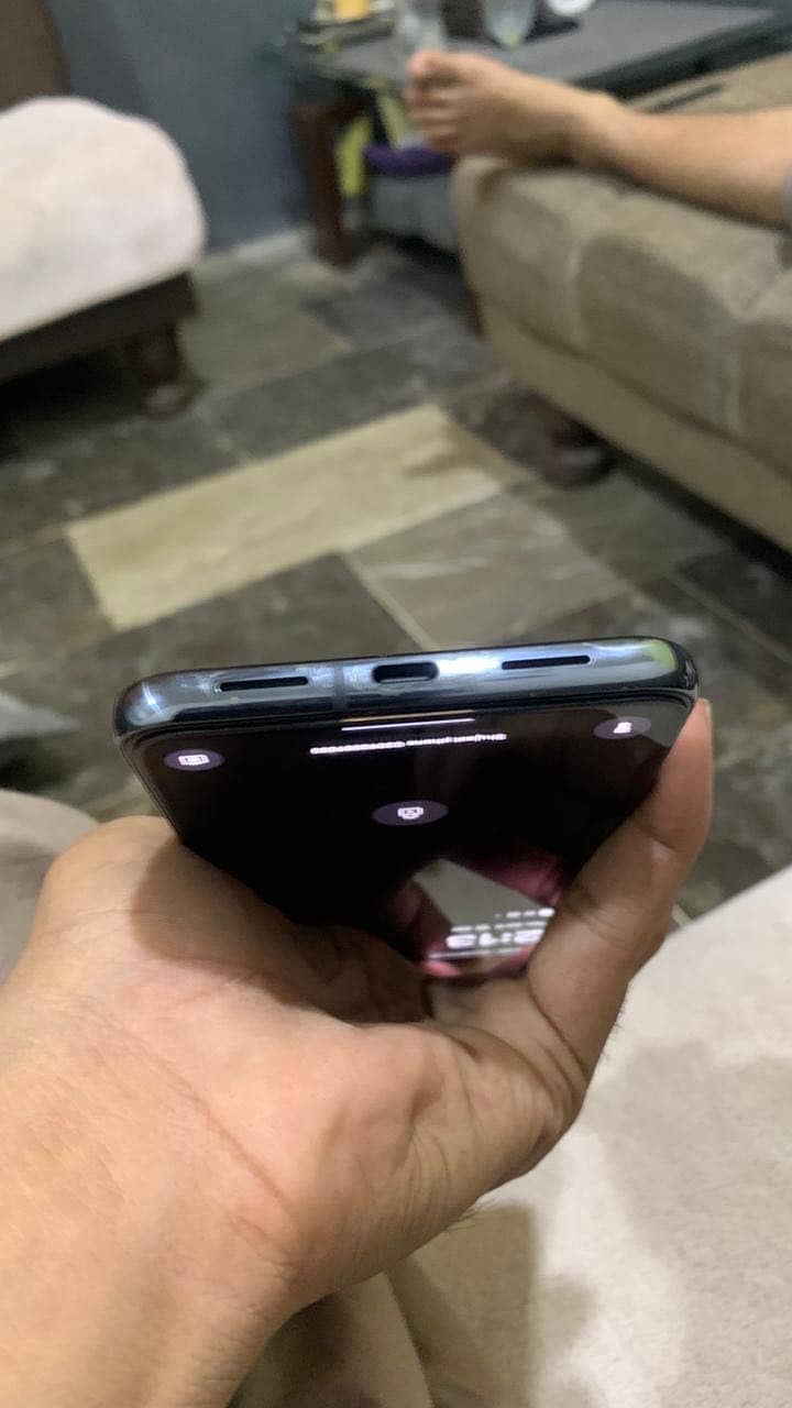 Google Pixel 8 Pro 2