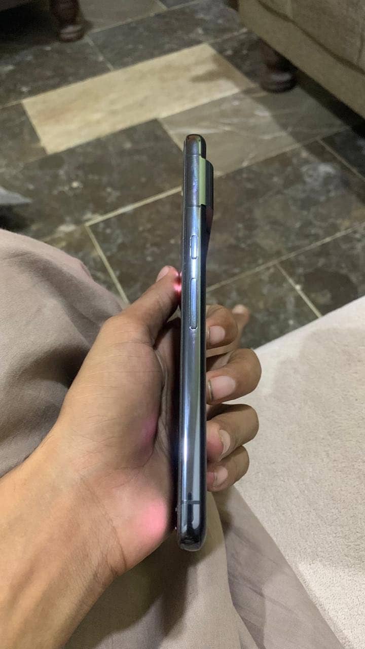 Google Pixel 8 Pro 3